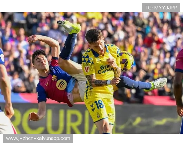 巴萨前场连线精妙，诺坎普再见足球之美